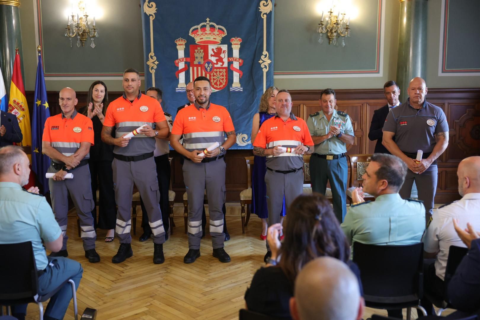 Entrega de distinciones por el Día de la Seguridad 
