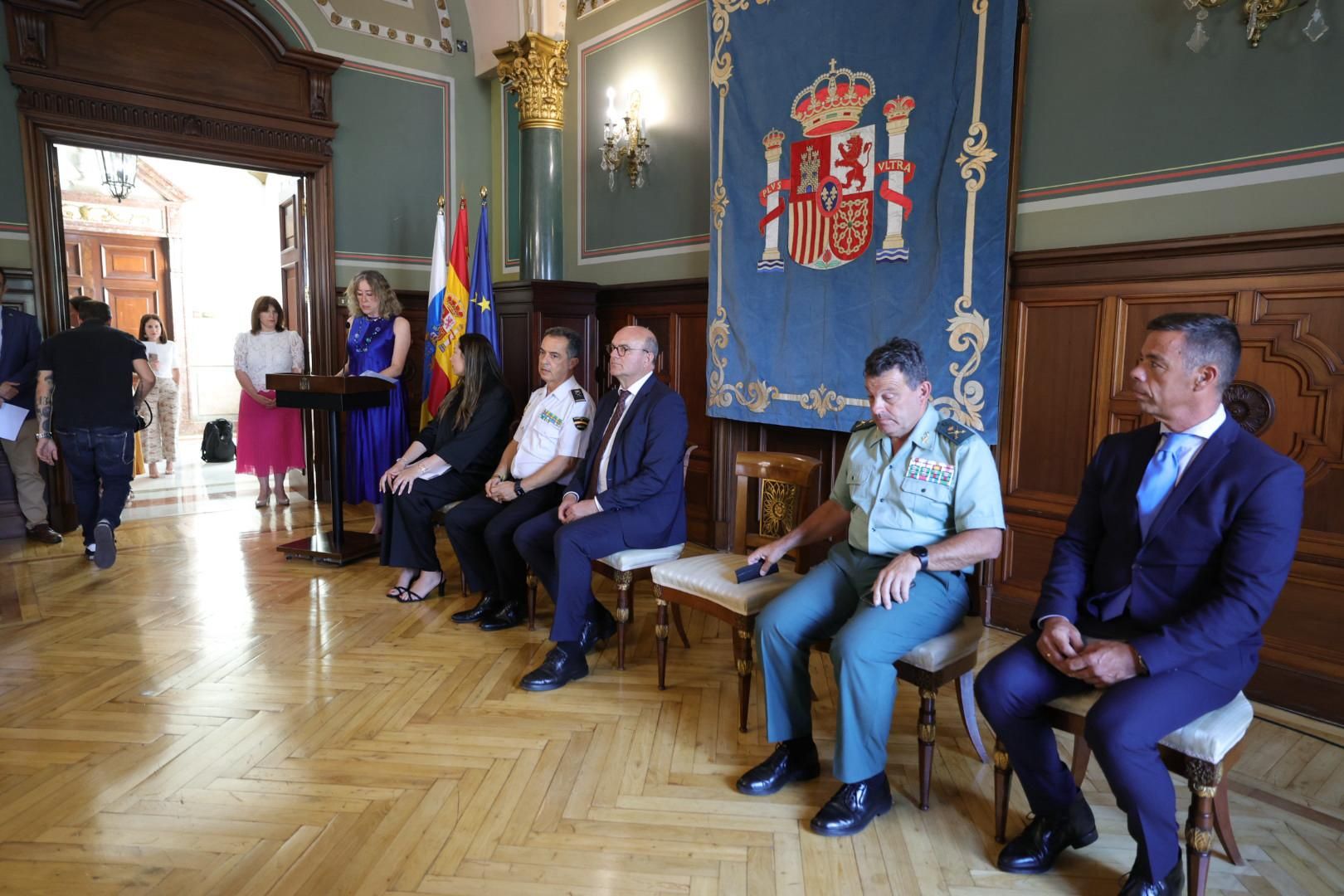 Entrega de distinciones por el Día de la Seguridad 