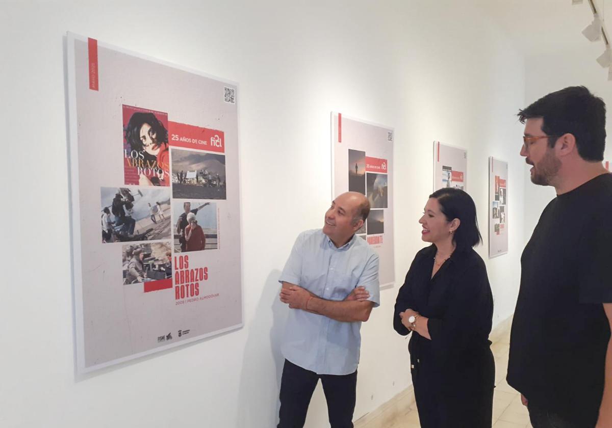 Cartel de 'Los abrazos rotos', en muestra en Arrecife, en la Casa de la Cultura Agustín de la Hoz.