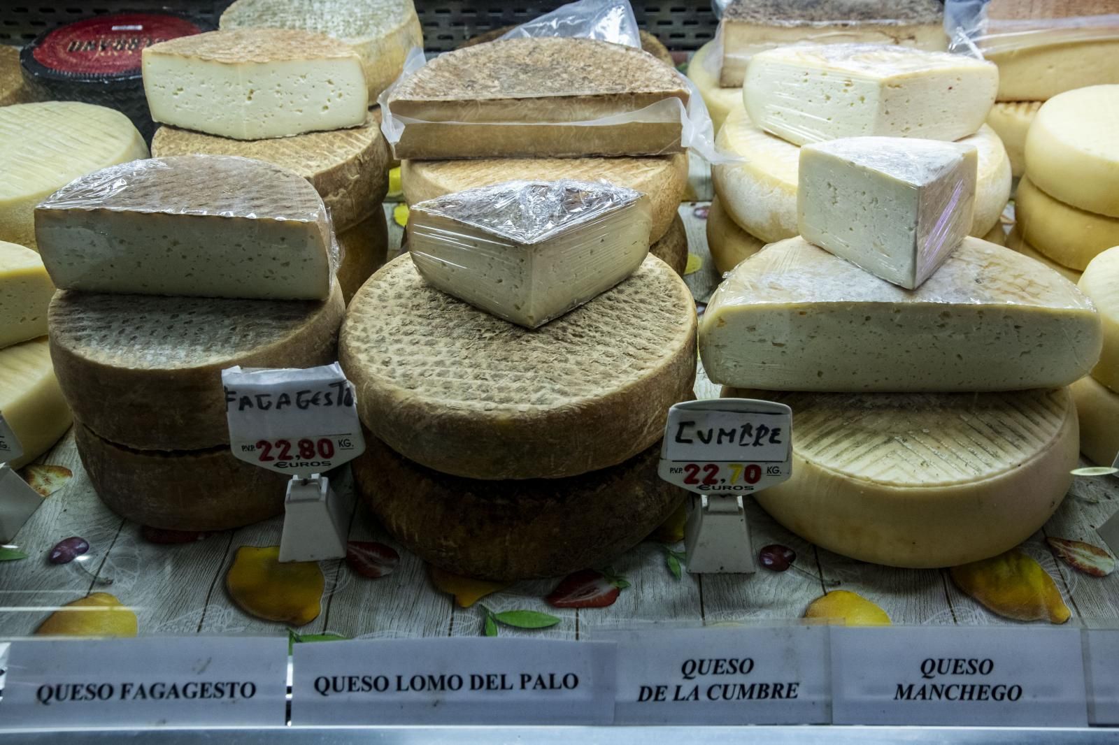 La compra del día a día en el mercado en Canarias