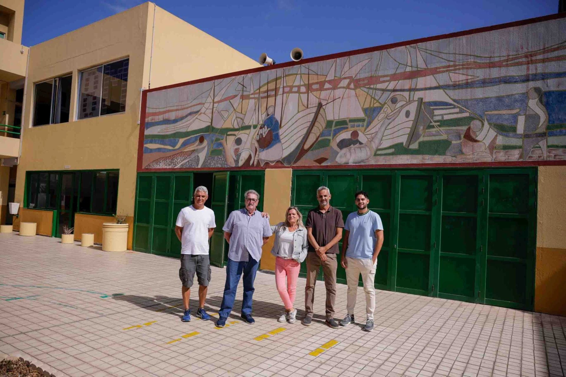 El medio siglo de vivencias en el IES La Isleta, en imágenes
