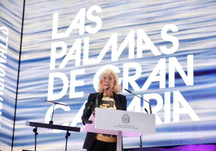 Pepi Farray fue la encargada de pregonar las Fiestas Fundacionales.
