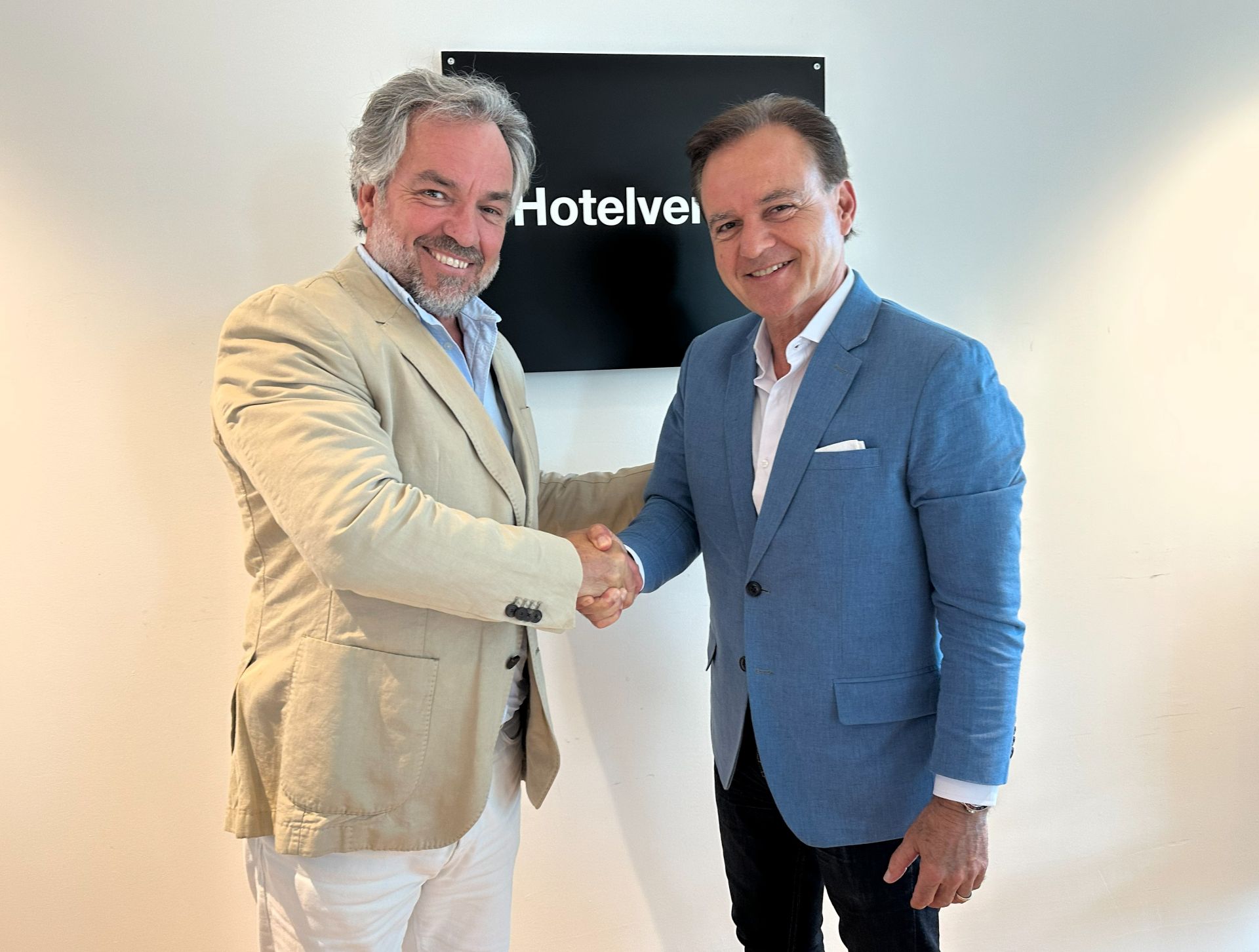 Hans Müller se incorpora a Hotelverse para liderar la expansión internacional