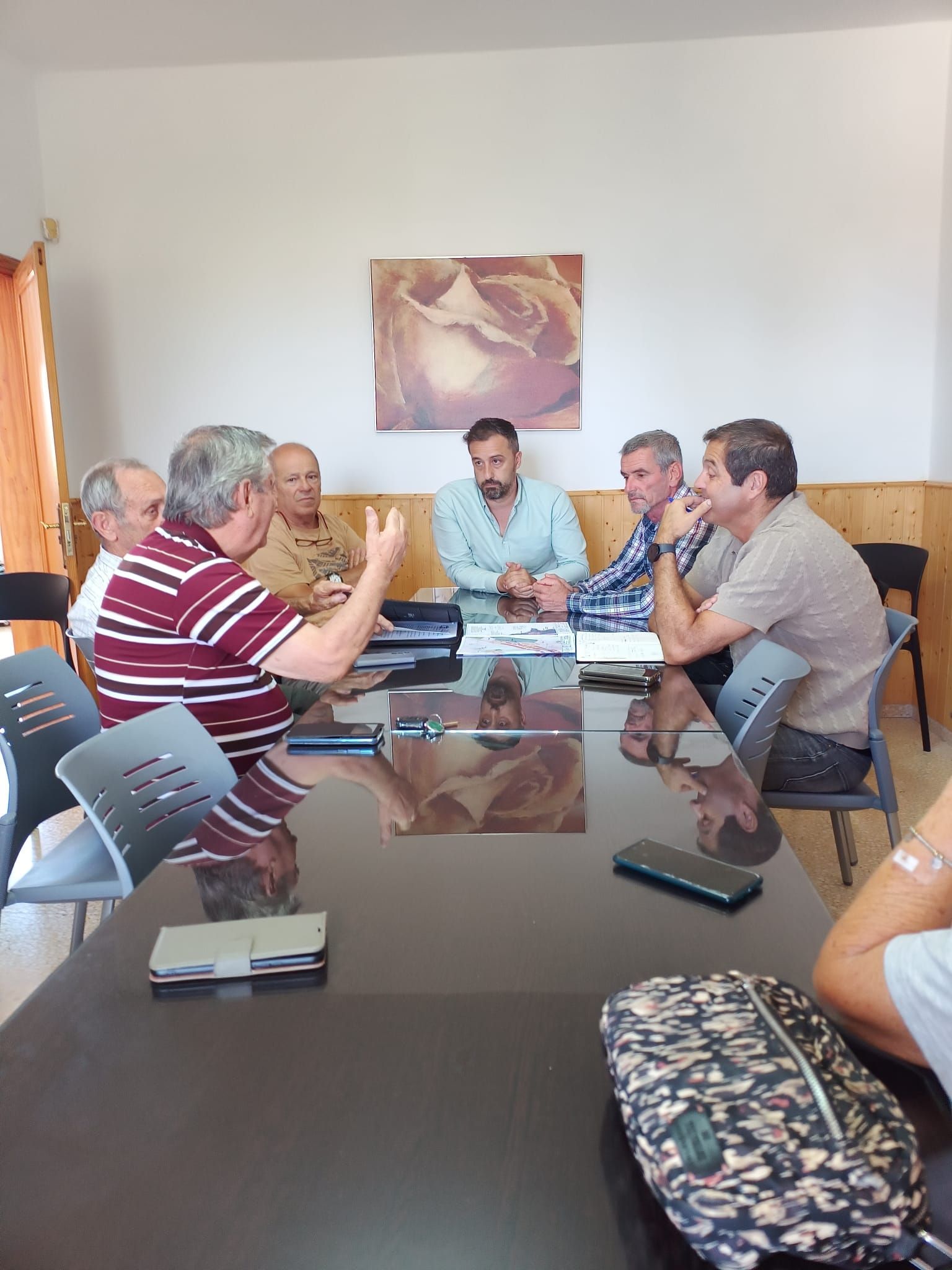 Imagen de la reunión mantenida este viernes por el alcalde de Telde con vecinos de La Pardilla.