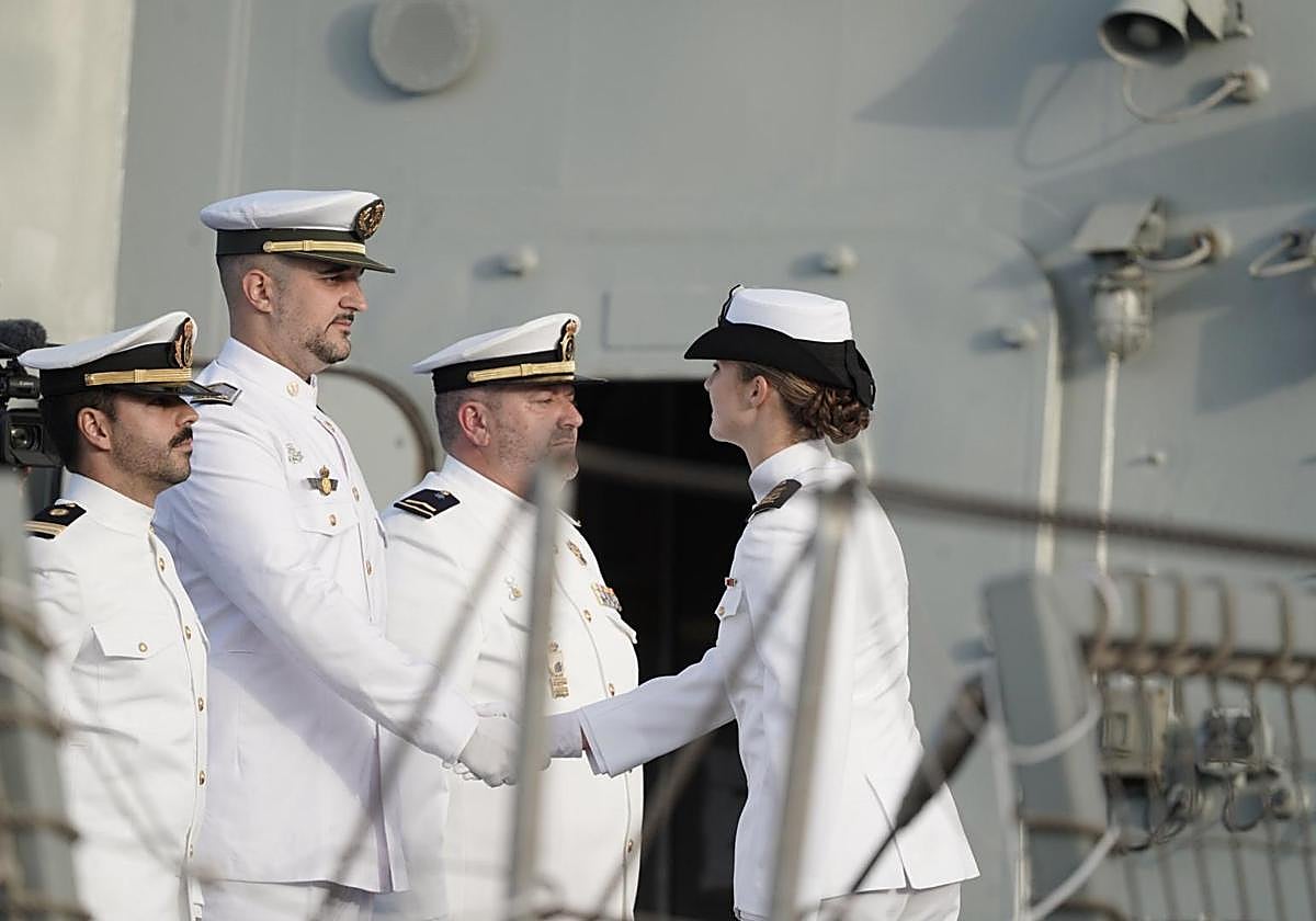 La marcha de la princesa Leonor del Puerto de Las Palmas, en imágenes