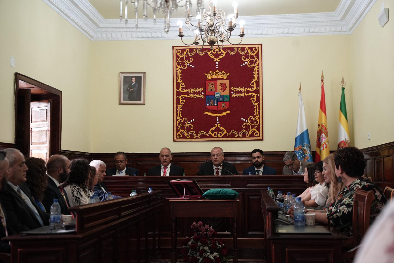 La toma de posesión de José Agustín Arencibia como alcalde de Teror, en imágenes