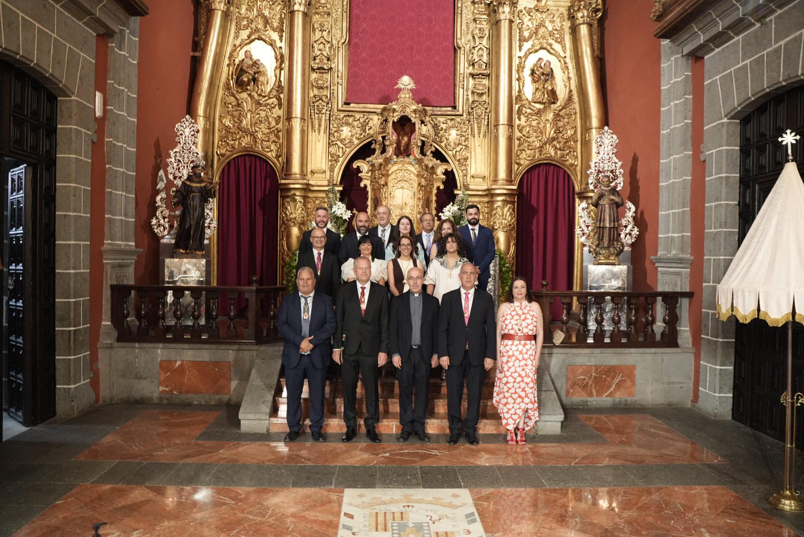 La toma de posesión de José Agustín Arencibia como alcalde de Teror, en imágenes