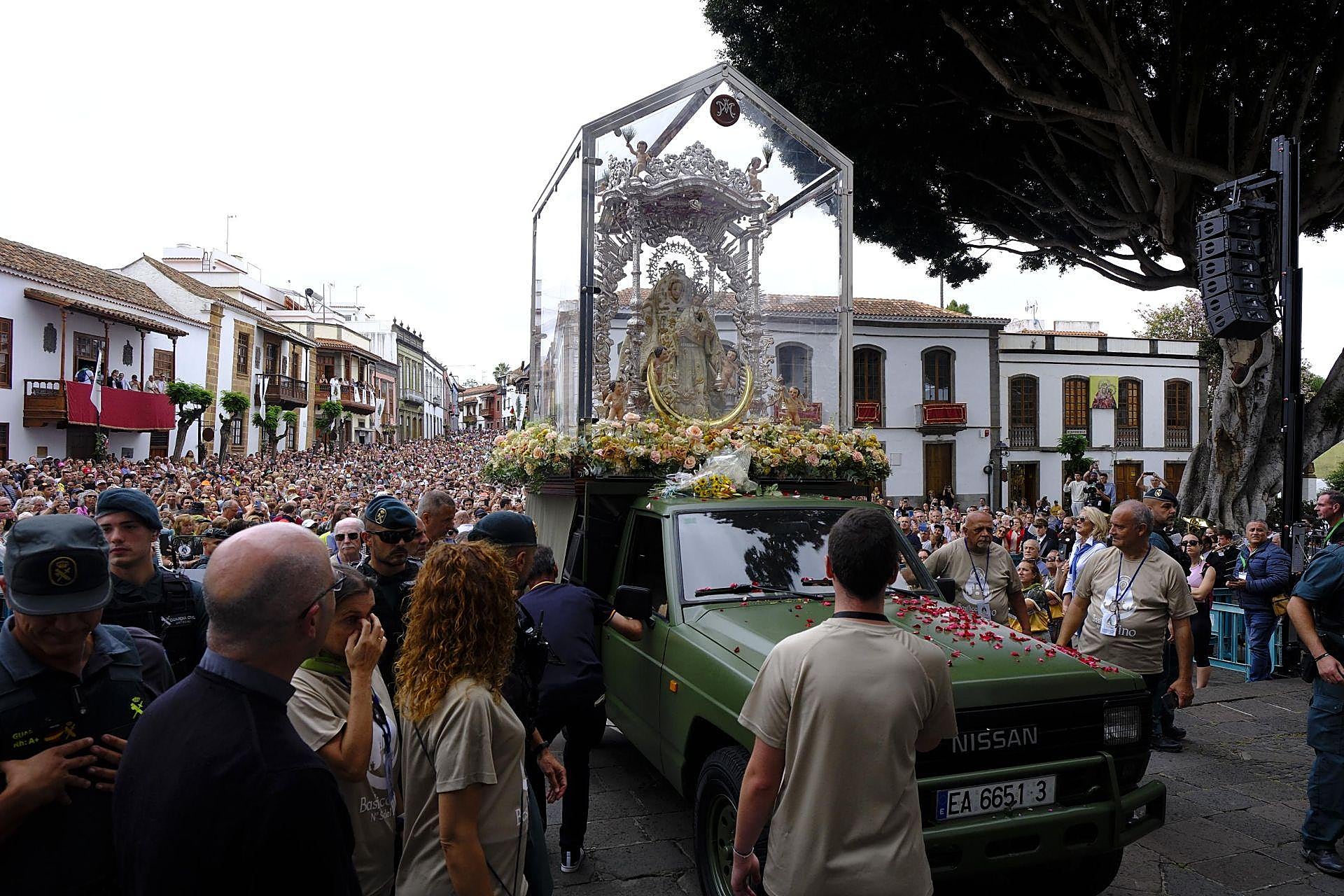 La subida de la Virgen del Pino 2025