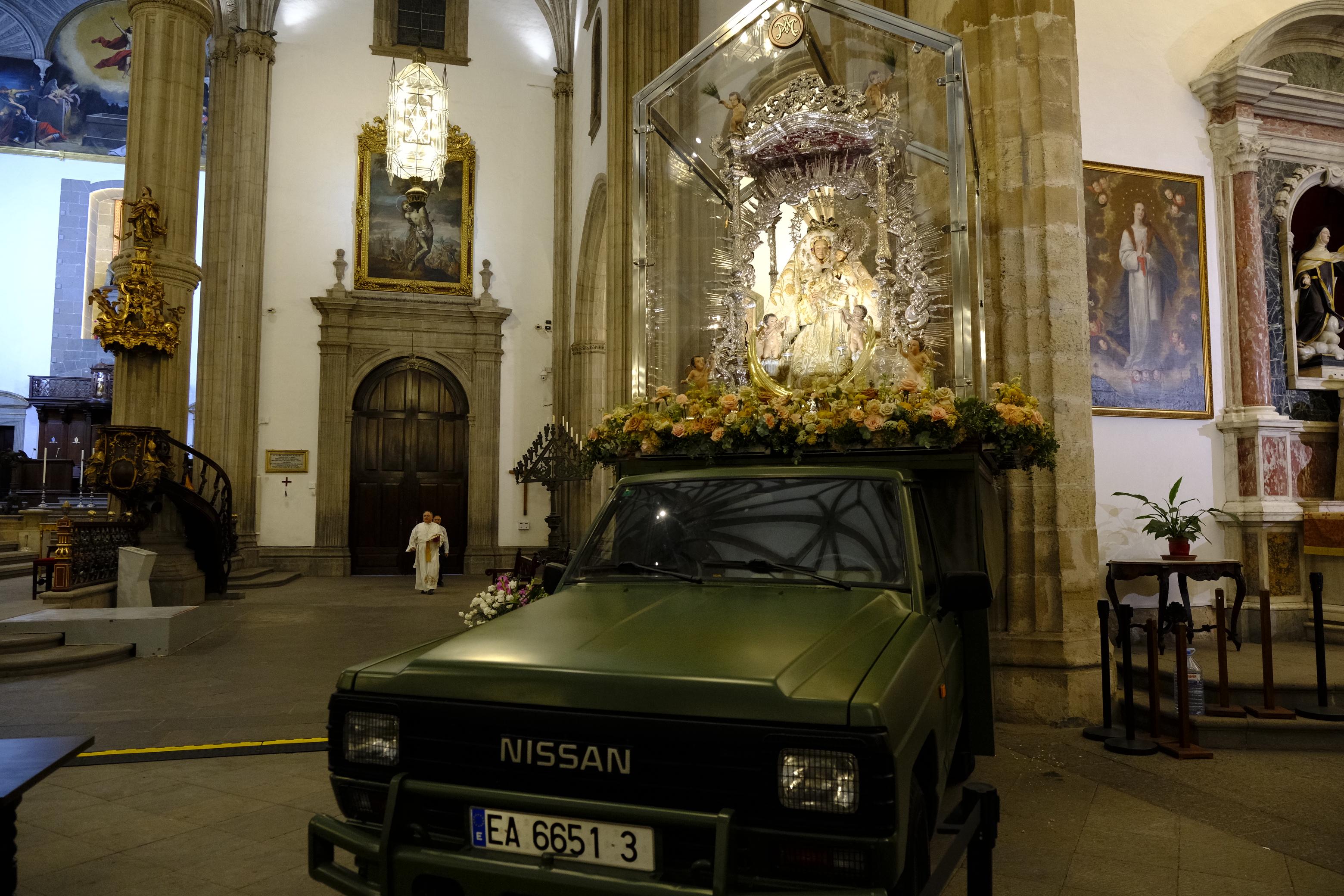 La subida de la Virgen del Pino 2025