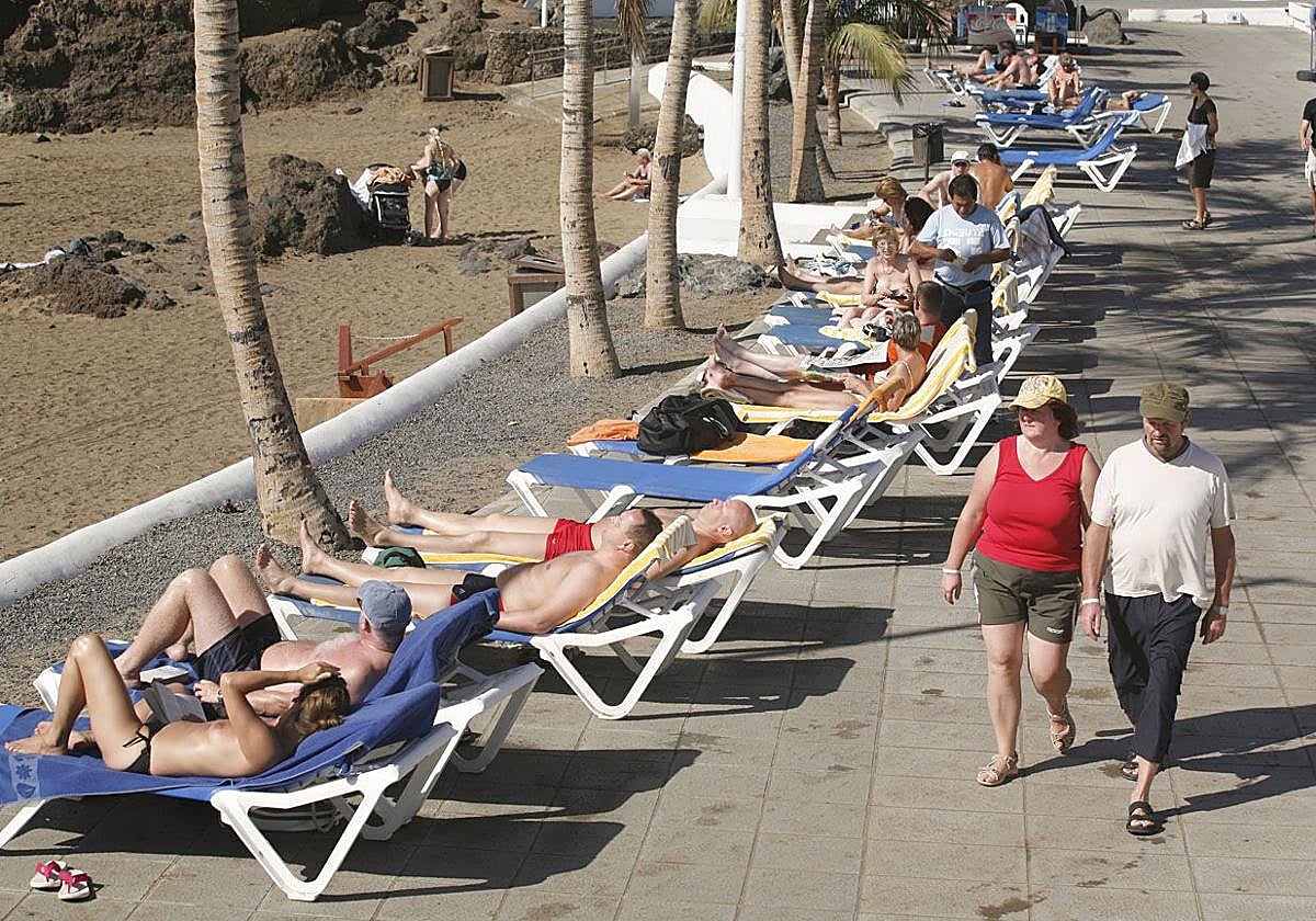 Turistas en Lanzarote.
