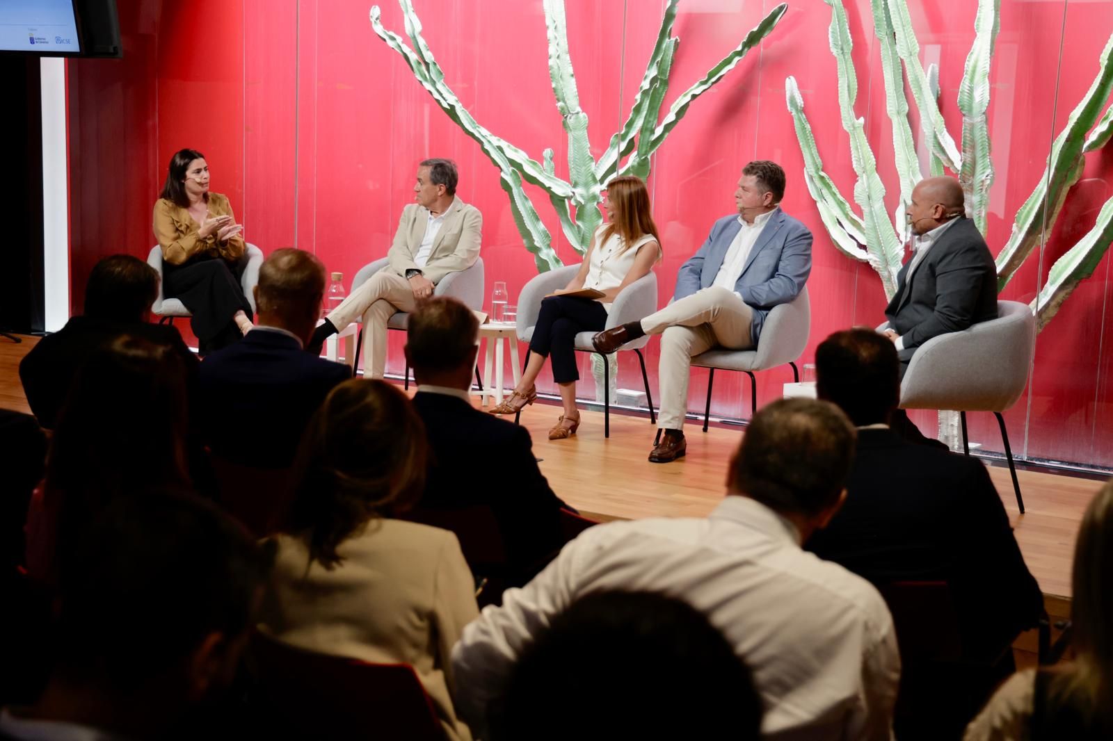 El futuro del empleo y la FP se debate en CANARIAS7