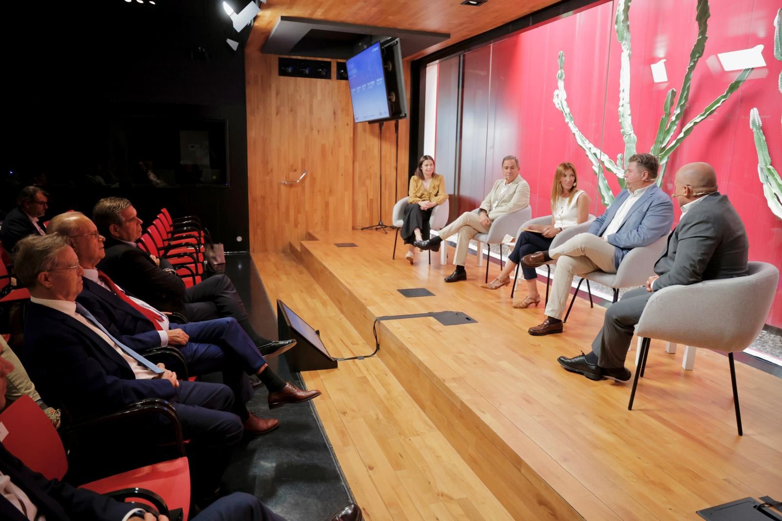 El futuro del empleo y la FP se debate en CANARIAS7