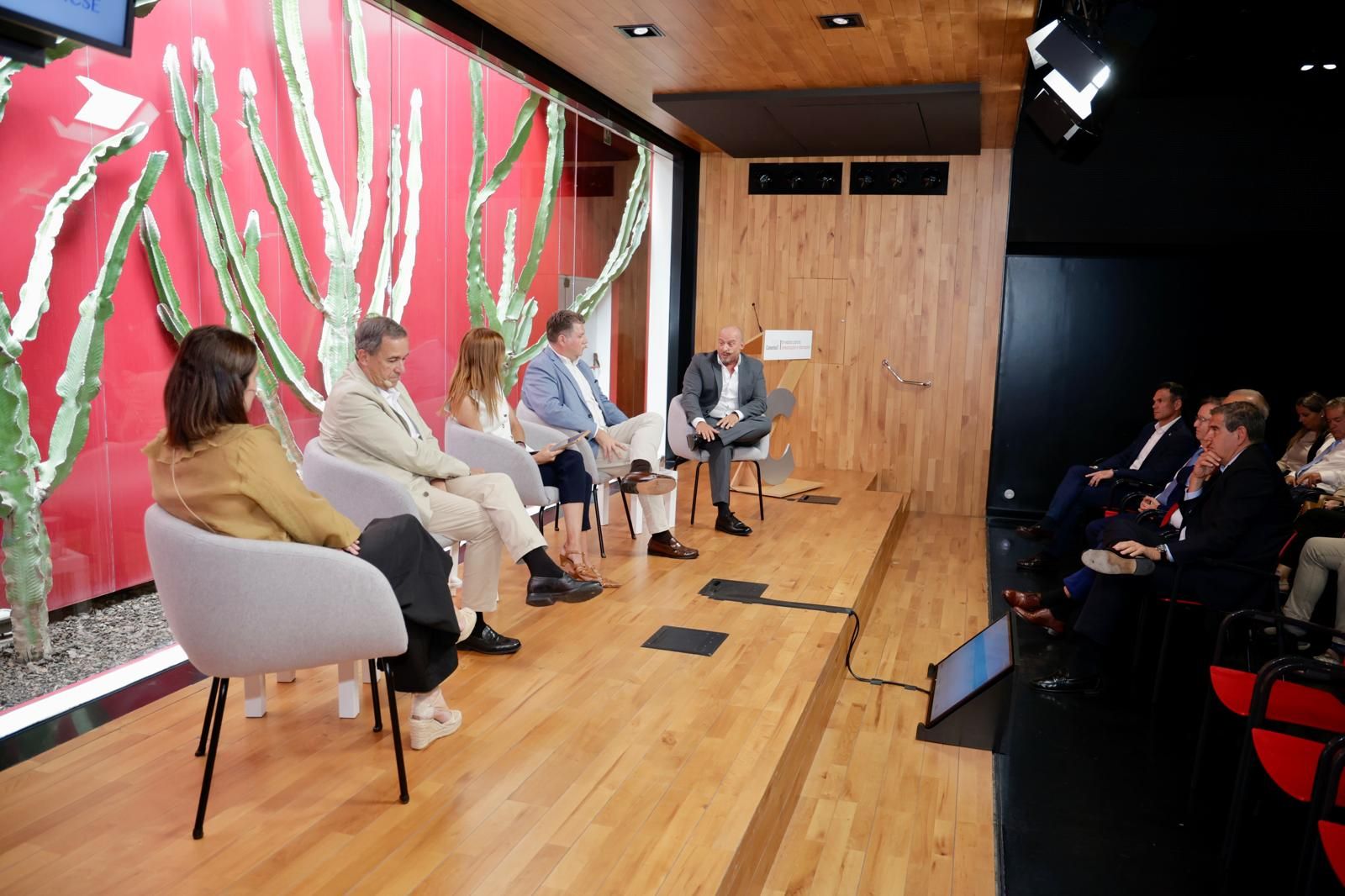 El futuro del empleo y la FP se debate en CANARIAS7