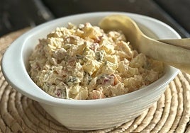 Ensaladilla con encurtidos