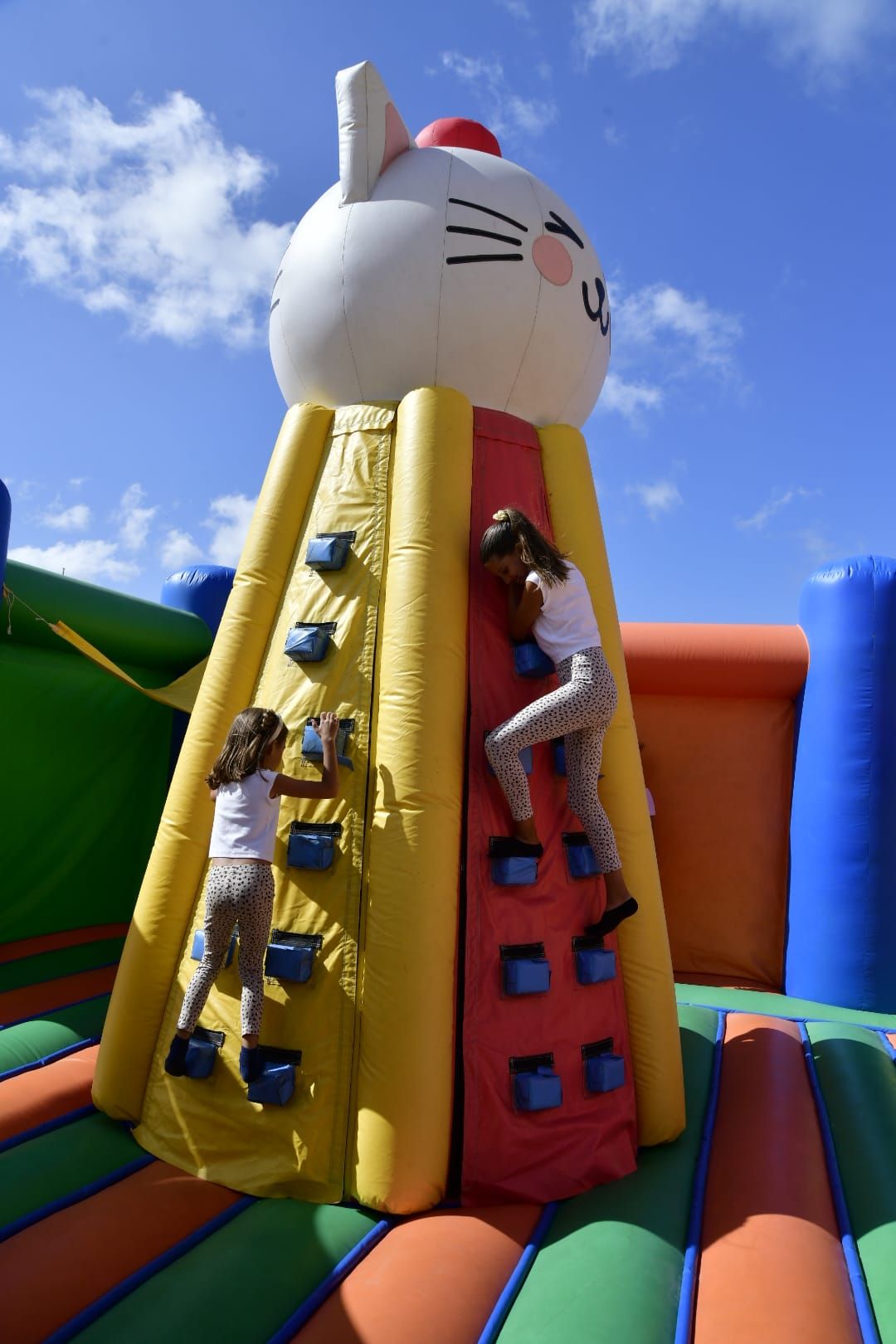 El parque hinchable más grande del mundo, en imágenes