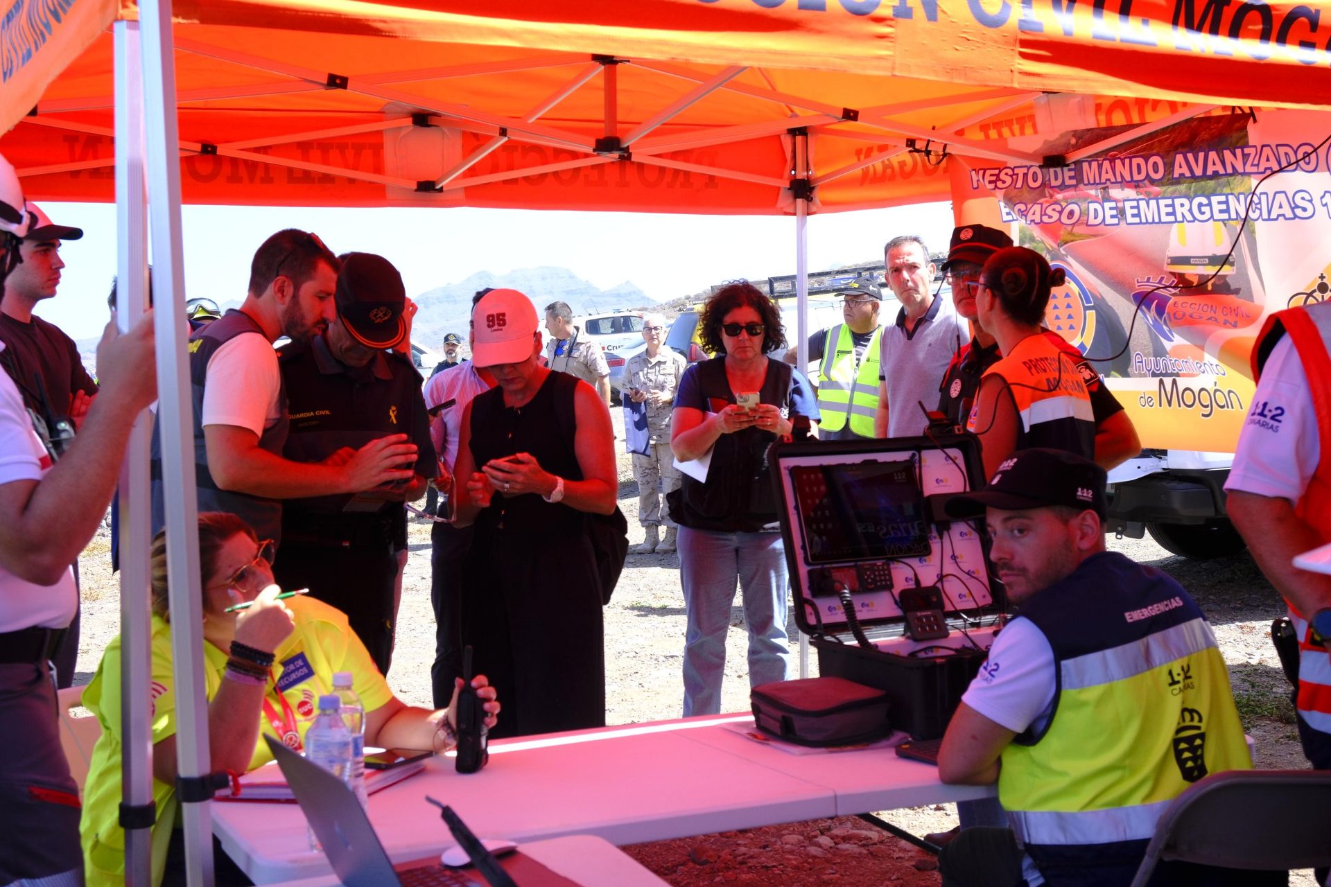 Mogán vive el simulacro de dos accidentes aéreos