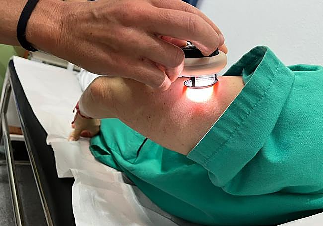 Las pruebas previas se realizan en los centros de salud y luego se remiten al Hospital majorero.