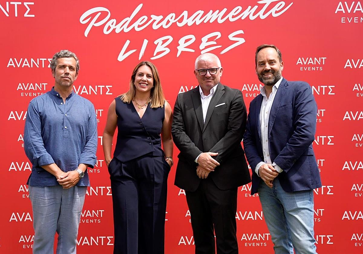 Carlos Lorenzo CEO AVANT Events_Ana Rodríguez de Zárate Managing director de AVANTE_Jesús Suso CEO de AVANTE_Álvaro Brandau Head of Strategy de AVANTE_ Cocktail AVANTE Summer Session 2025.