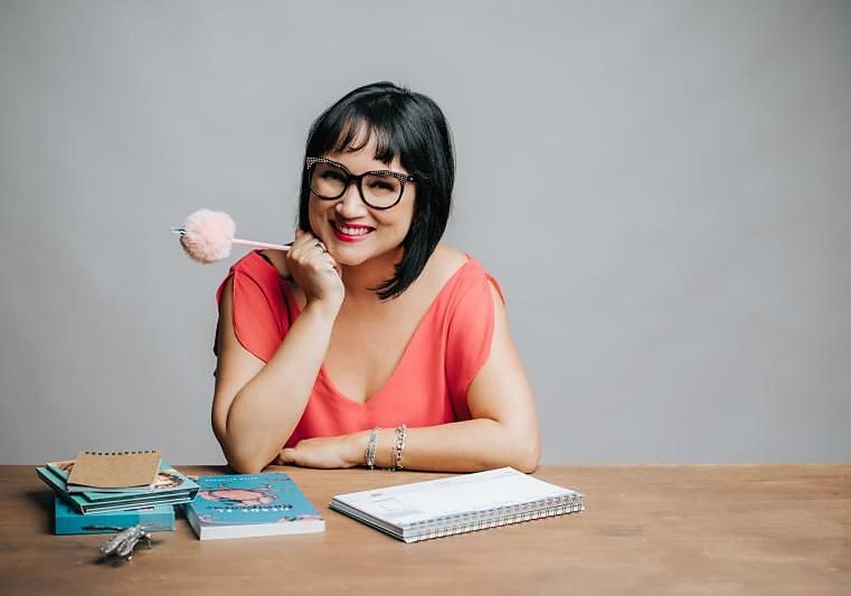 La escritora canaria Helen Rytkönen, que vive en Tenerife.