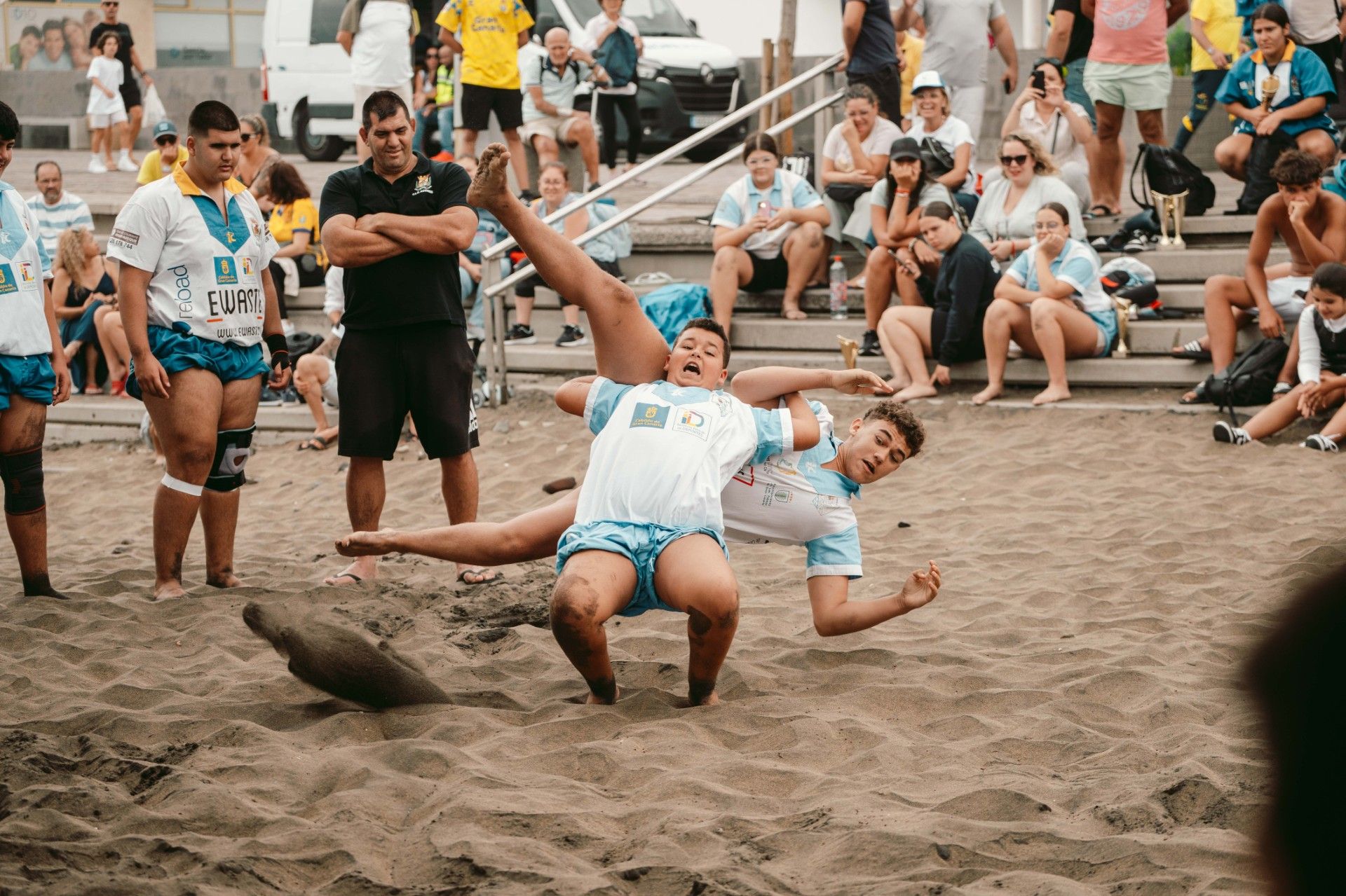 Máxima expectación en Las Canteras.
