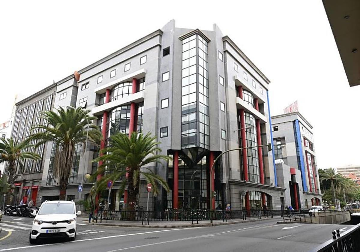 Imagen de archivo del edificio Urbis, en la capital grancanaria.