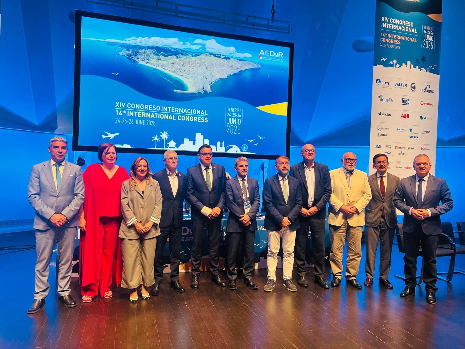 Foto de familia en el XIV Congreso Internacional de AEDyR.
