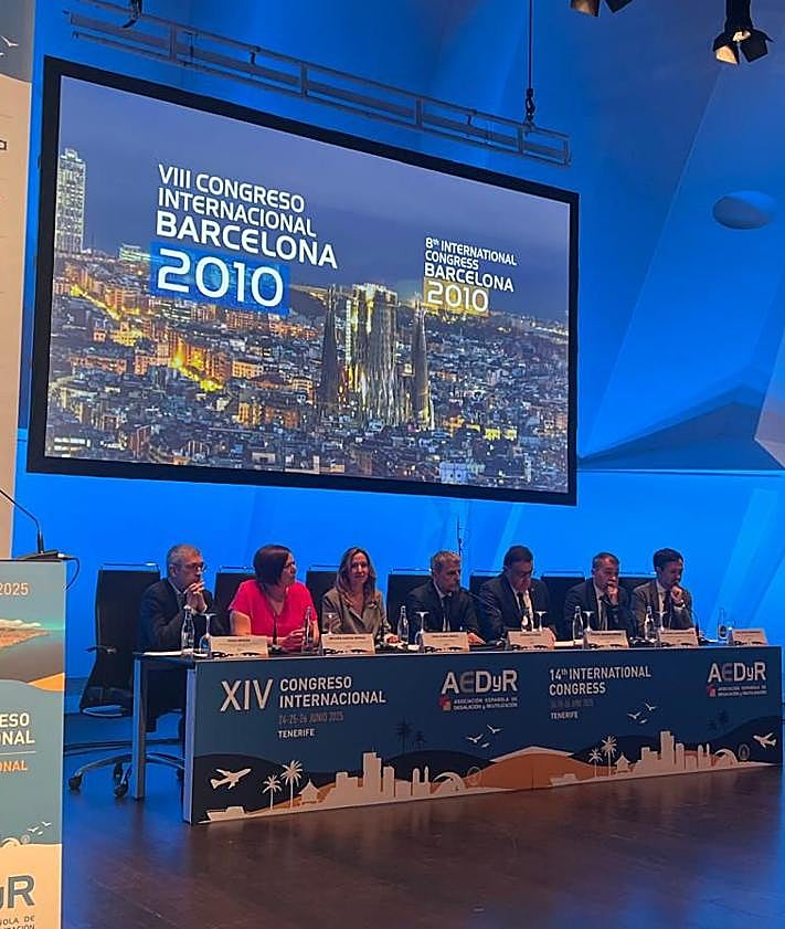 Imagen secundaria 2 - Las Administraciones defienden el valor de la desalación y la reutilización en el XIV Congreso Internacional de AEDyR