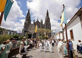 Procesión de San Juan y de la Virgen del Rosario en Arucas.