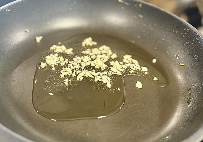 Doramos los ajos