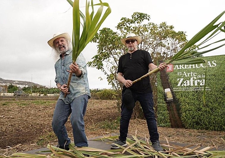 Los hermanos Armando y Carlos de Castro, de la banda Barón Rojo, durante la presentación del FiestoRon 2025.
