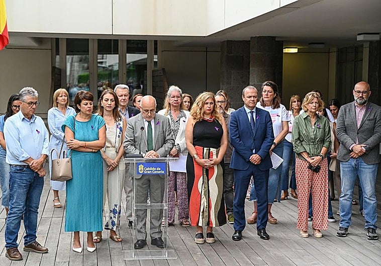 Acto en el Cabildo de Gran Canaria por el Orgullo LGTBIQ+.
