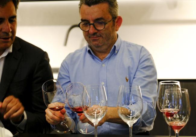 José Rojano durante la cata, Bien de Altura