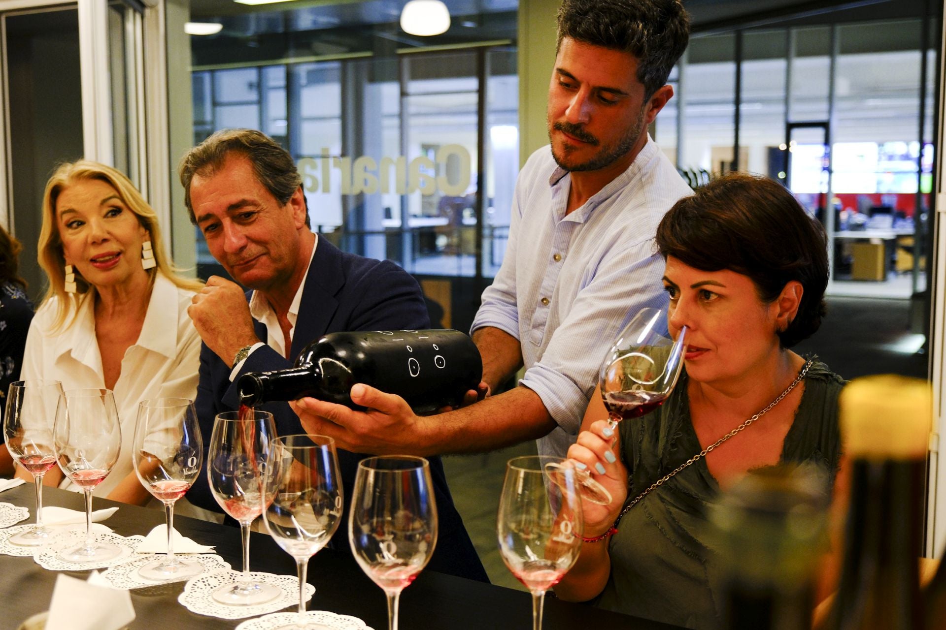 De izquierda a derecha, Rosi Curbelo, Luis Padrón, Carmelo Peña y Minerva Alonso