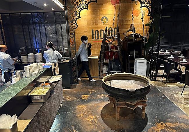 El bonito restorán indio de cocina muy floja