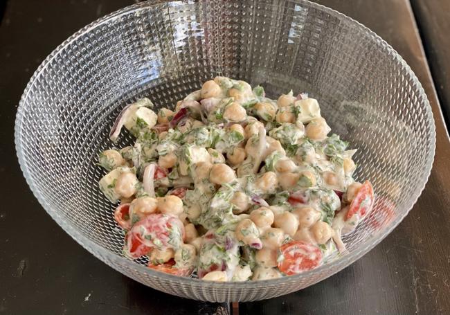 Ensalada de garbanzos primavera