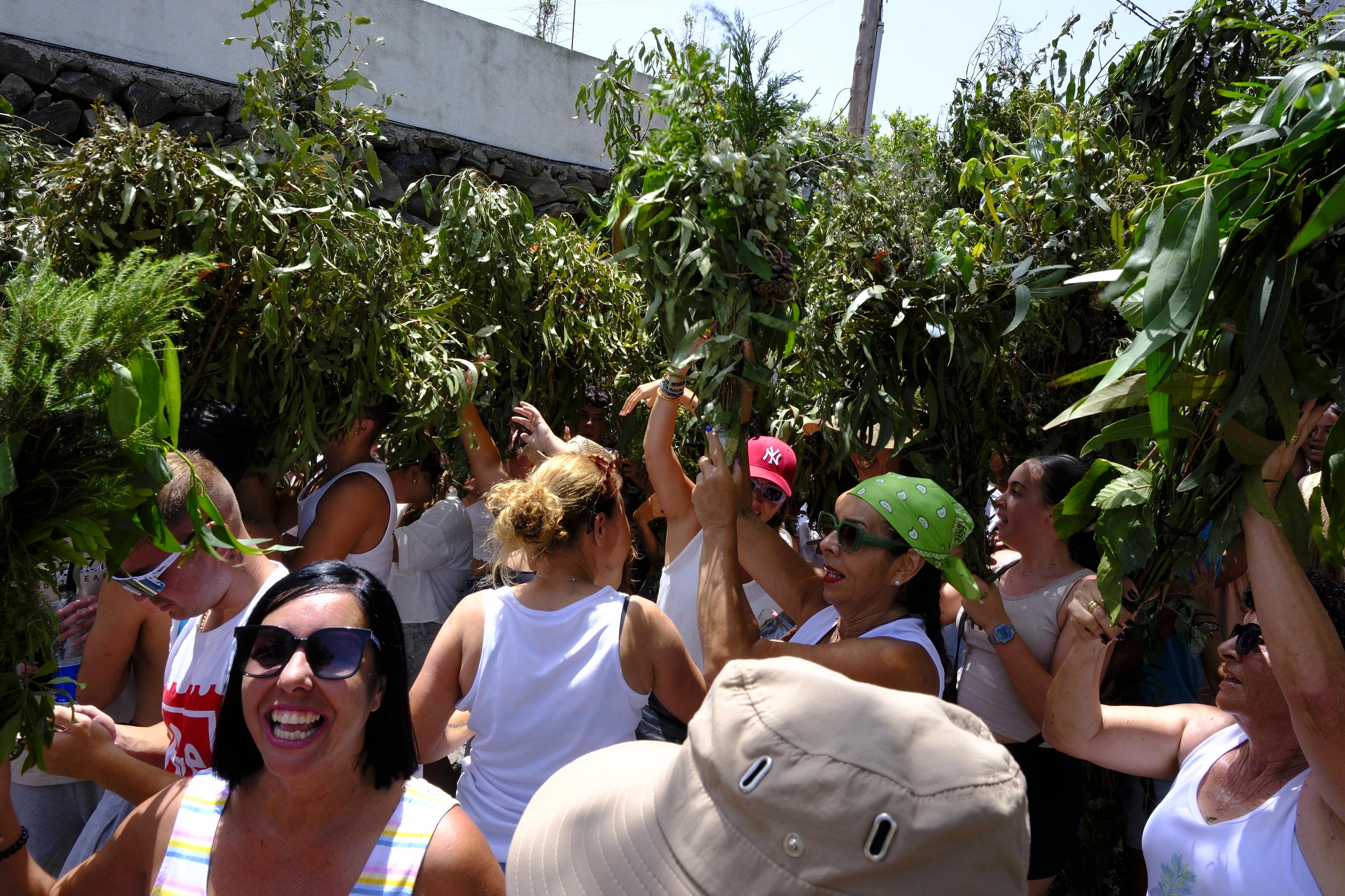 Agaete vibra con la Rama de San Pedro