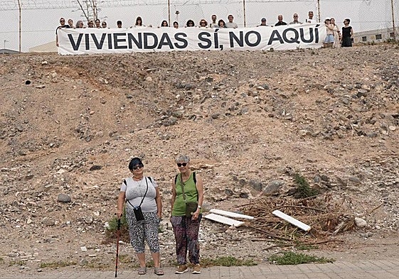 Momento de la movilización ciudadana de este sábado en los barrios de San Nicolás y San Francisco.