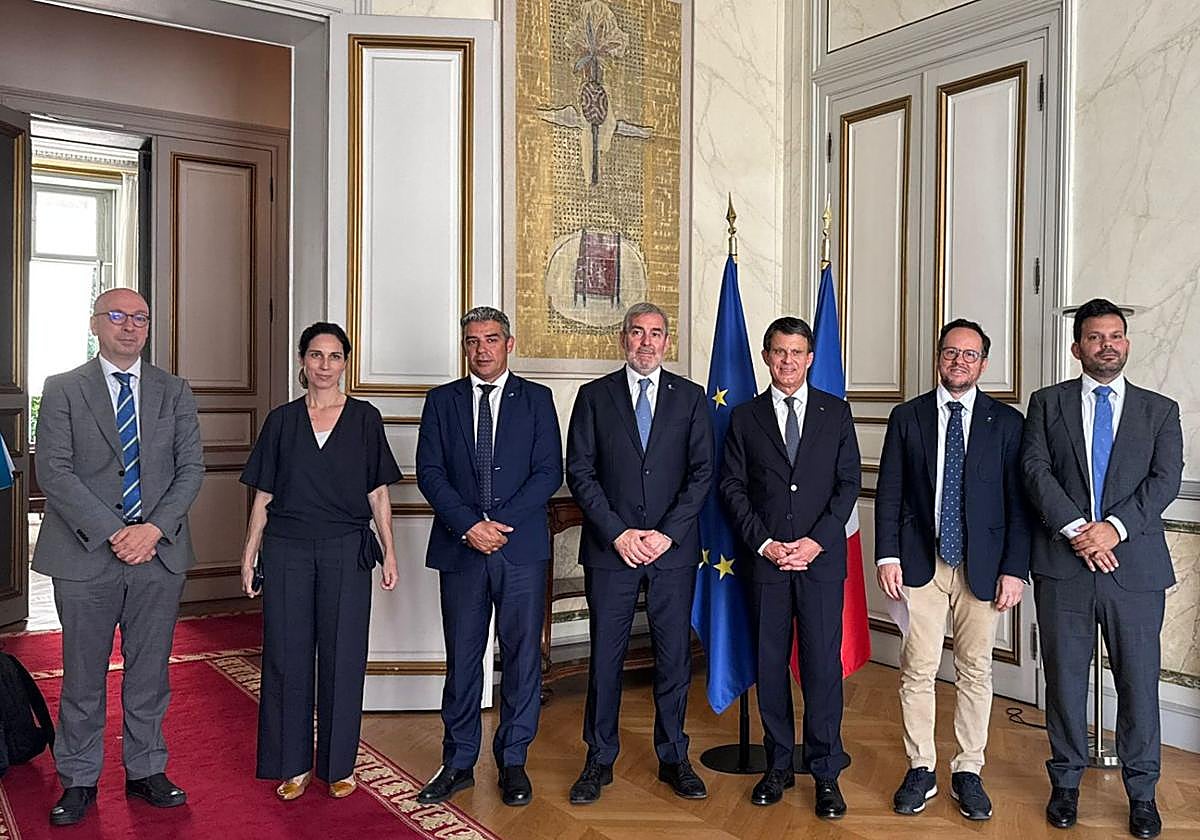 El presidente Fernando Clavijo y el ministro francés de Ultramar fijan una estrategia para que las nueve regiones ultraperiféricas actúen como «una sola voz» ante la Comisión Europea.