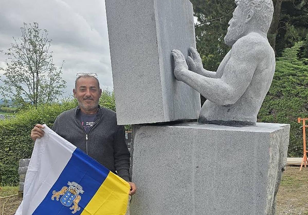 La pieza Extracción ganó el concurso escultórico por los 50 años del Parque-Museo de Granito, en Saint-Michel-de-Montjoie, en Normandía.