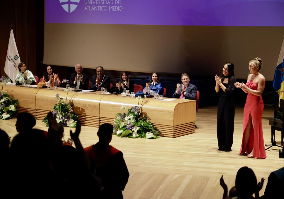 Imagen principal - Acto de Graduación 2025 de la Universidad del Atlántico Medio - UNAM