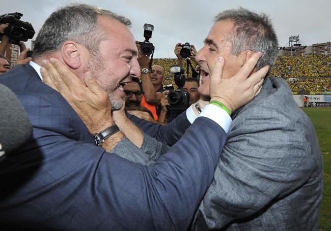 Celebrando con Paco Herrera el ascenso a Primera División de 2015.