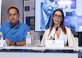 Guacimara Medina, junto al personal de la Consejería de Cultura del Cabildo grancanario.