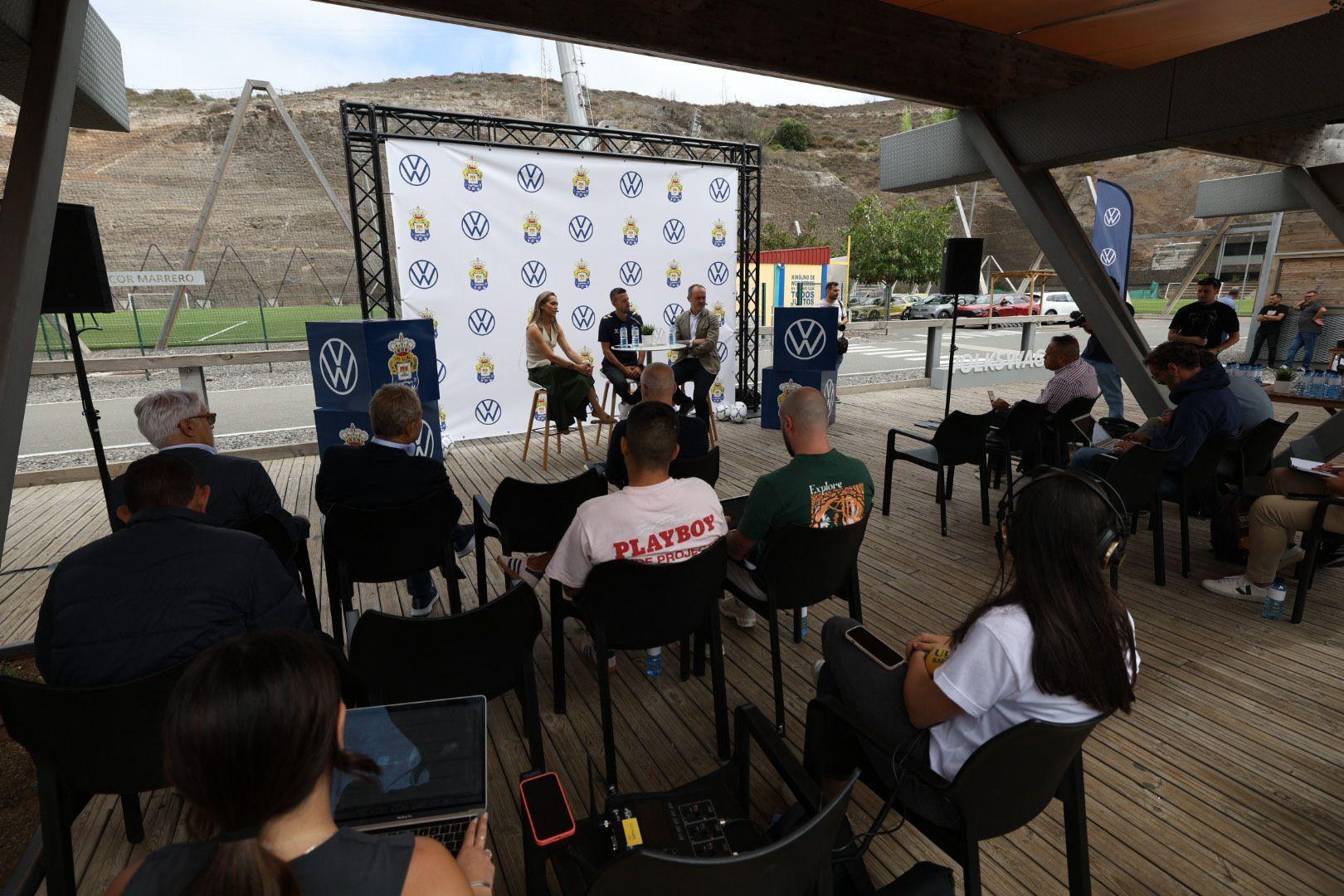 Luis García ya ejerce como entrenador de la UD Las Palmas