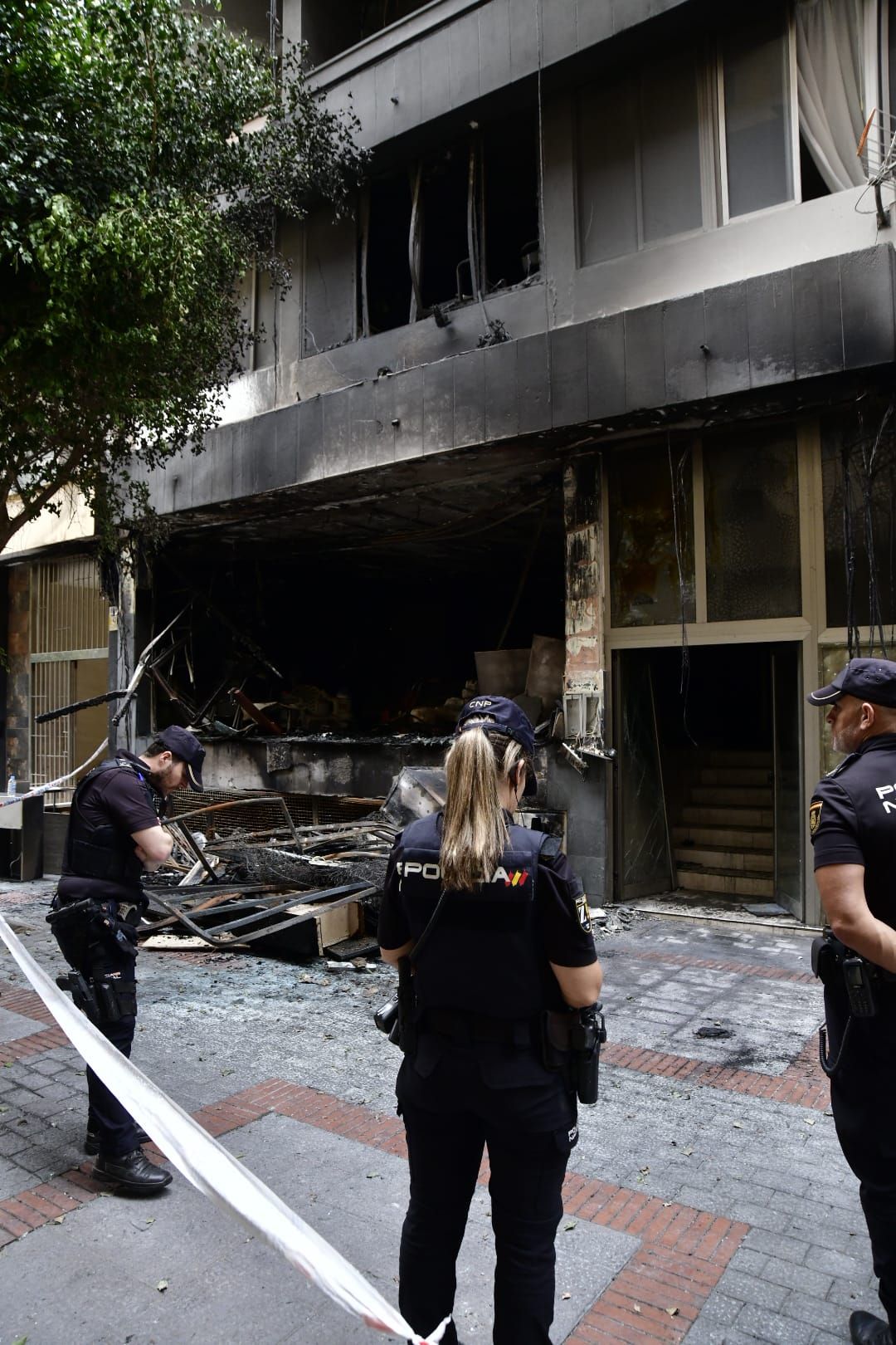 Un incendio en un edificio de seis plantas deja doce heridos en Las Palmas de Gran Canaria