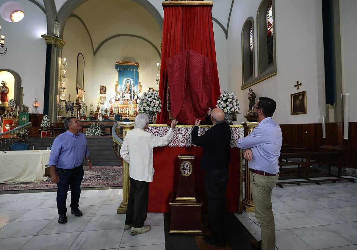 Dámaso dona una obra para la coronación de la Virgen de La Luz