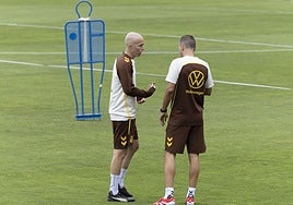 Kirian y Luis García, en el primer entrenamiento de la UD en pretemporada.