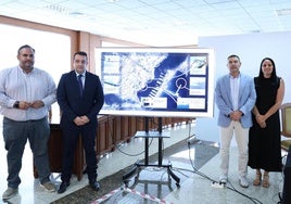 Oswaldo Betancort y José Valle, entre otros, en la presentación del plan para Puerto Naos.