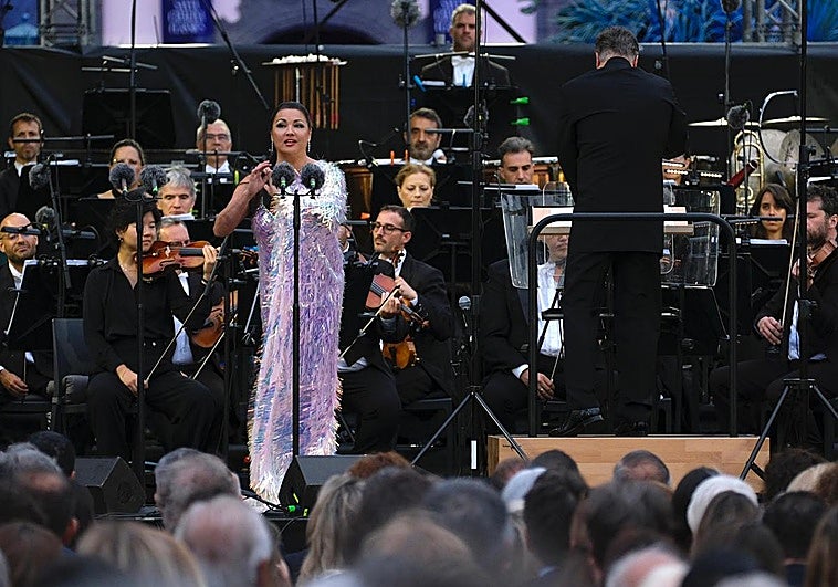 Anna Netrebko, durante el concierto de este miércoles en el Santa Catalina Classics.