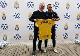 Miguel Ángel Ramírez y Luis García Fernández, durante la presentación del técnico.