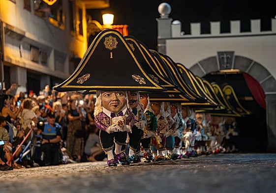 La Danza de los Enanos cautivó a la audiencia canaria en RTVC.